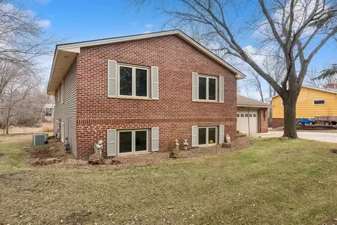 16019 Ramsey Blvd NW, Ramsey, MN 55303