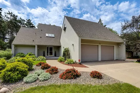 466 Catherine Ln, Shoreview, MN 55126