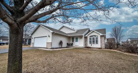 2409 Birch St W, Rosemount, MN 55068