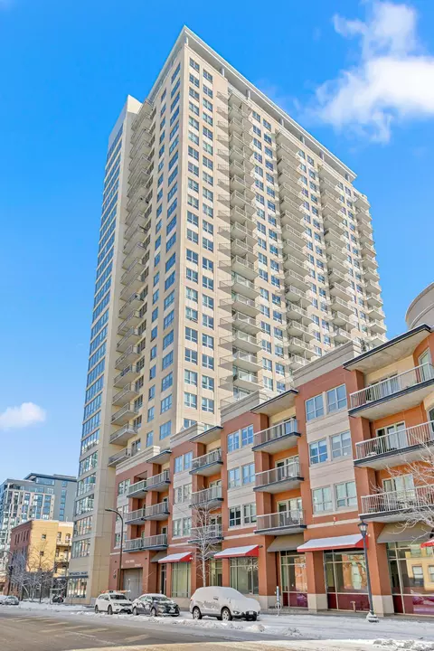 929 Portland Ave #2009, Minneapolis, MN 55404