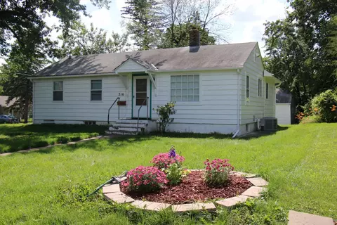 216 Owens St S, Stillwater, MN 55082