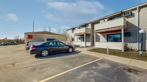 2114 Valleyhigh Dr NW #B207, Rochester, MN 55901