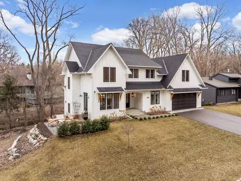1826 Valley Curve Rd, Mendota Heights, MN 55118
