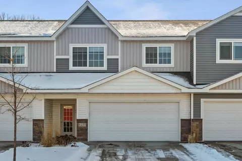 8455 Gateway Cir, Monticello, MN 55362