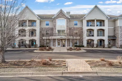15550 Linnet St NW #304, Andover, MN 55304