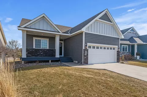 9855 Pinehurst Dr, Elko New Market, MN 55020