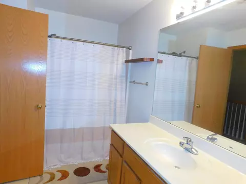 2113 Willow Cir, Centerville, MN 55038 photo 8
