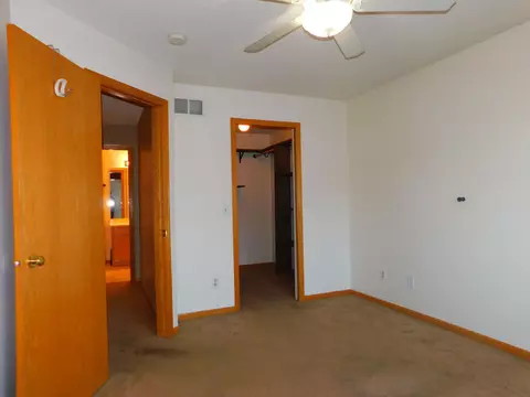 2113 Willow Cir, Centerville, MN 55038 photo 11