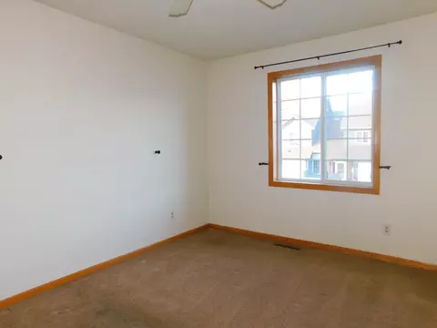 2113 Willow Cir, Centerville, MN 55038 photo 10