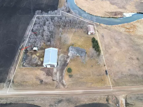 48220 290th St, Morris, MN 56267