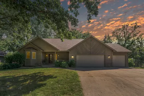 19888 Iteri Pl, Lakeville, MN 55044