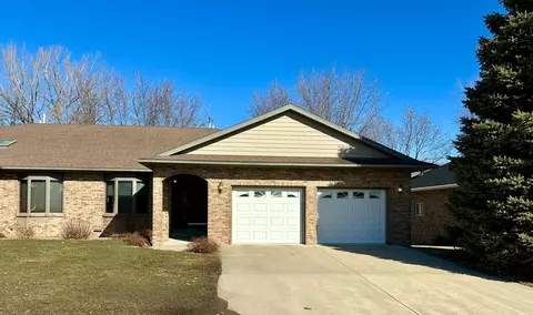 1060 Collegeway, Worthington, MN 56187