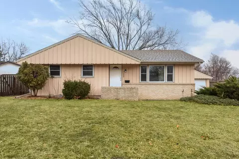 7200 Lee Ave N, Brooklyn Center, MN 55429