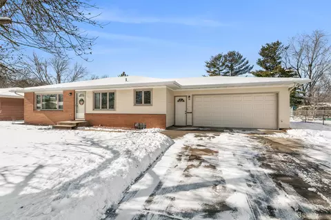 817 21st Ave N, Saint Cloud, MN 56303