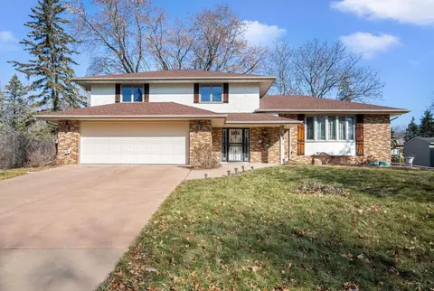 1004 London Rd, Mendota Heights, MN 55118