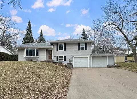 3506 Ebba St, White Bear Lake, MN 55110