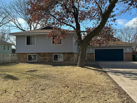 13042 Goodhue St NE, Blaine, MN 55449