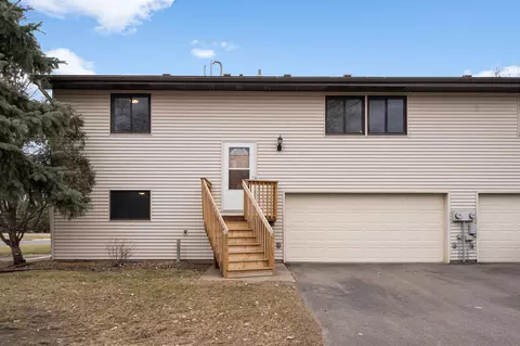 9949 Austin St NE, Circle Pines, MN 55014