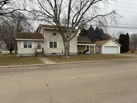 204 5th Ave NE, Blooming Prairie, MN 55917