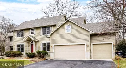 16824 Jackpine Trl, Lakeville, MN 55044