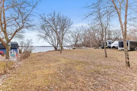 1421 Armitage Ave NW, Chatham Twp, MN 55313