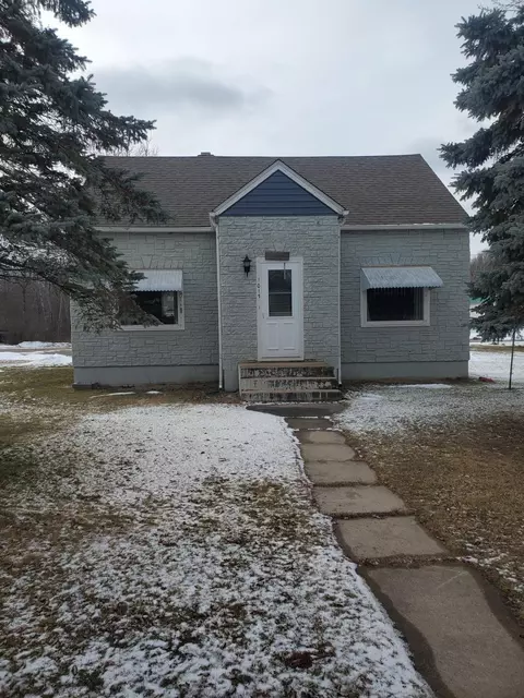 1013 Gary St, Calumet, MN 55716