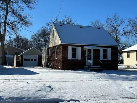 1305 W Clark St, Albert Lea, MN 56007