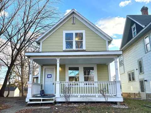 1026 Reaney Ave, Saint Paul, MN 55106