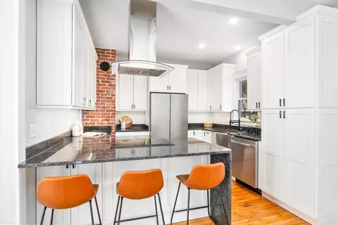 Kitchen - 4721 Robinson St, Duluth, MN 55804 photo 1 of 6