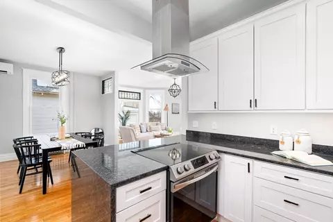 Kitchen - 4721 Robinson St, Duluth, MN 55804 photo 5 of 6