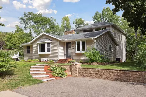 660 Lexington Pkwy S, Saint Paul, MN 55116