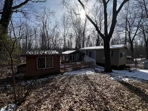 104 Pathfinder Village, Hinckley, MN 55037