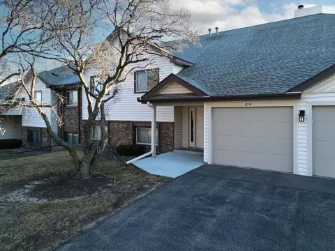 4236 Magnolia Ln N, Plymouth, MN 55441