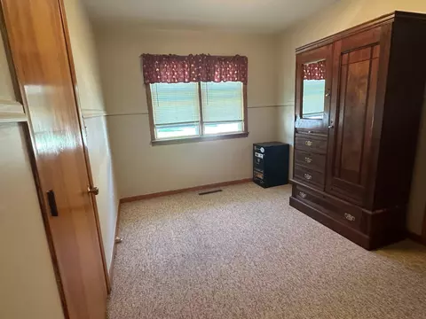 705 Brian St, Marshall, MN 56258 photo 16