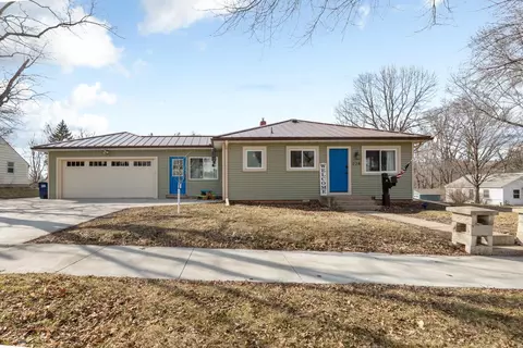 228 5th Ave NE, Faribault, MN 55021