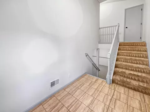 832 Ravoux Cir, Chaska, MN 55318 photo 8