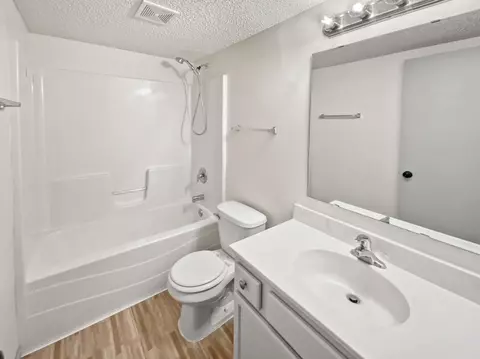 832 Ravoux Cir, Chaska, MN 55318 photo 23