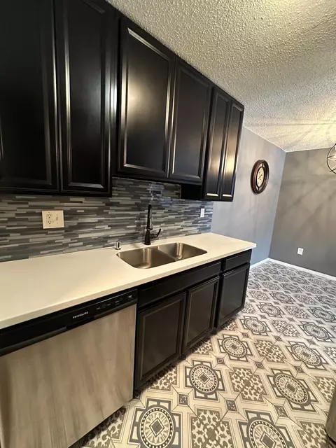 3431 Kent St #716, Shoreview, MN 55126