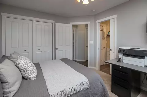 Bedroom - 10 6th Ave SE, Elgin, MN 55932 photo 2 of 4