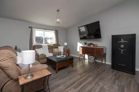 Living - 10 6th Ave SE, Elgin, MN 55932 photo 1 of 3
