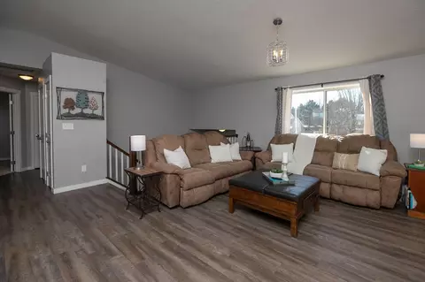Living - 10 6th Ave SE, Elgin, MN 55932 photo 2 of 3