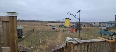 Exterior - 10 6th Ave SE, Elgin, MN 55932 photo 12 of 12