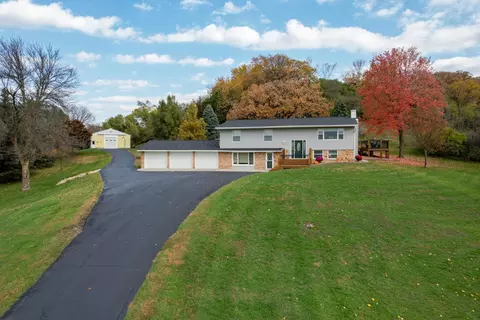 400 Margaret St NE, Chatfield, MN 55923