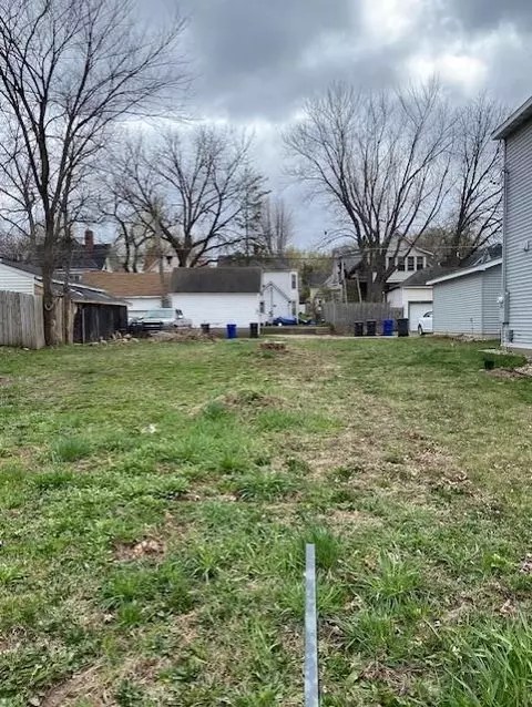 988 Minnehaha Ave E, Saint Paul, MN 55106