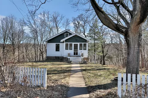330 Basil St, Taylors Falls, MN 55084