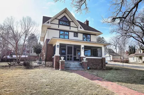 1527 W 4th St, Red Wing, MN 55066