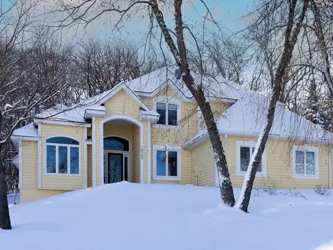 16560 Jackdaw Path, Lakeville, MN 55044
