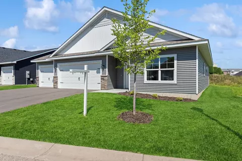 4928 Education Dr N, Hugo, MN 55038