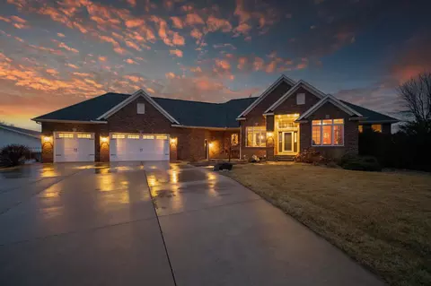19345 Rhinestone St NW, Nowthen, MN 55303