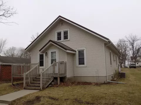 205 Chicago St, Lakefield, MN 56150